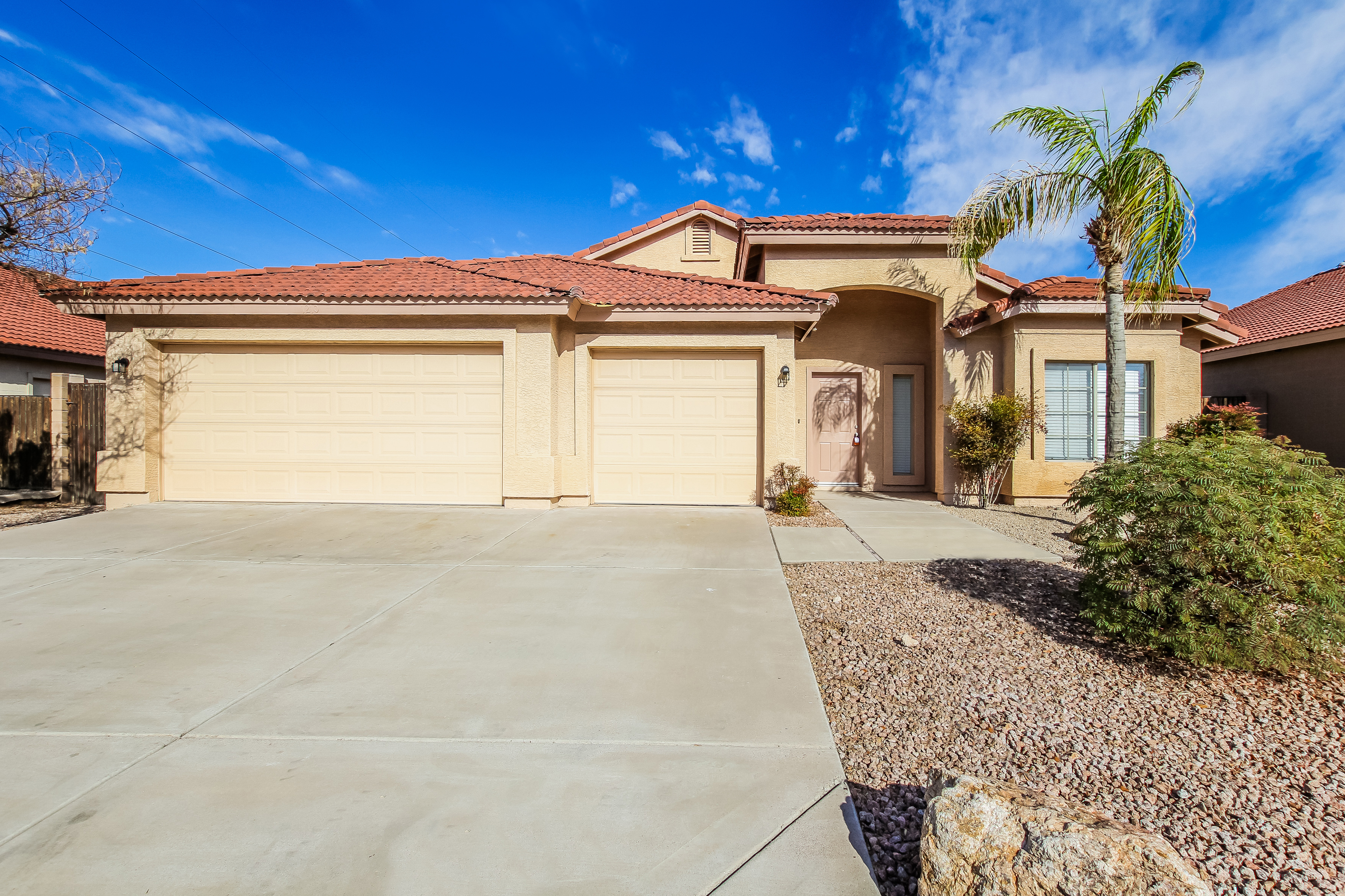 1210 E Rosemonte Dr Phoenix, AZ 85024